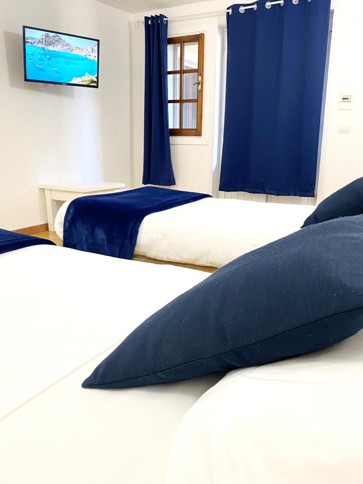 Cala Reale Rooms Marinella Marinella  Buitenkant foto