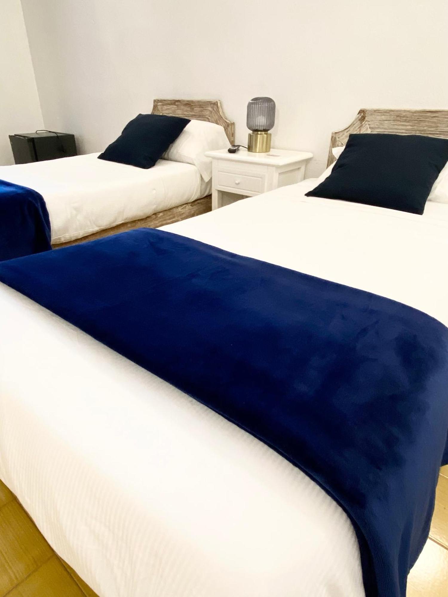Cala Reale Rooms Marinella Marinella  Buitenkant foto